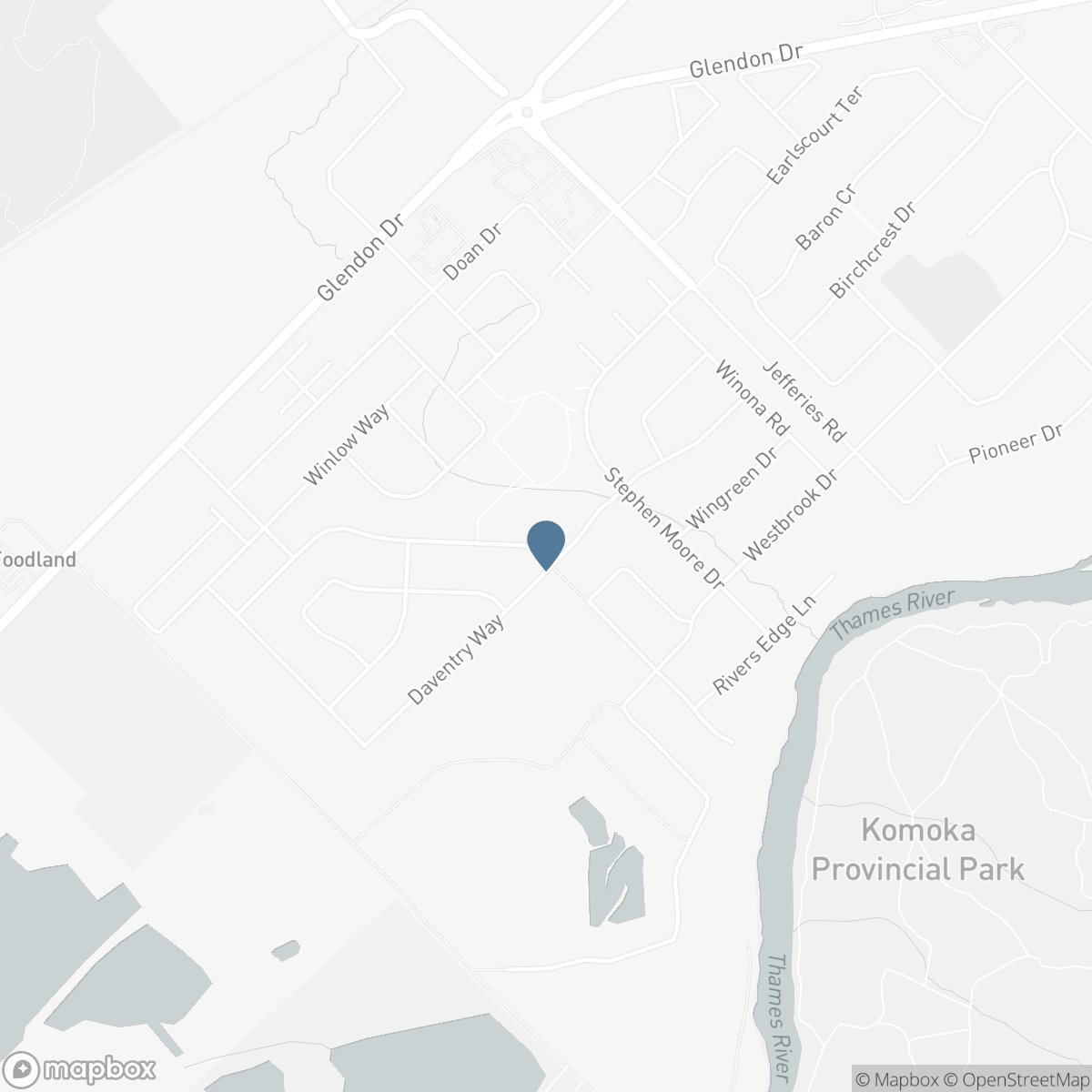104 CRESTVIEW DRIVE, Komoka, Ontario N0L 1R0